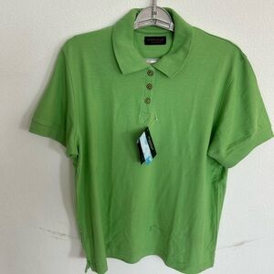 Ultra Club Green Women’s Polo

Size L
NWT
